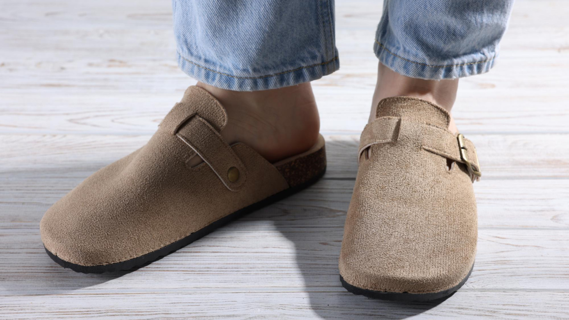 Voyage, ville, plage : quelles sandales homme emporter selon votre séjour ?